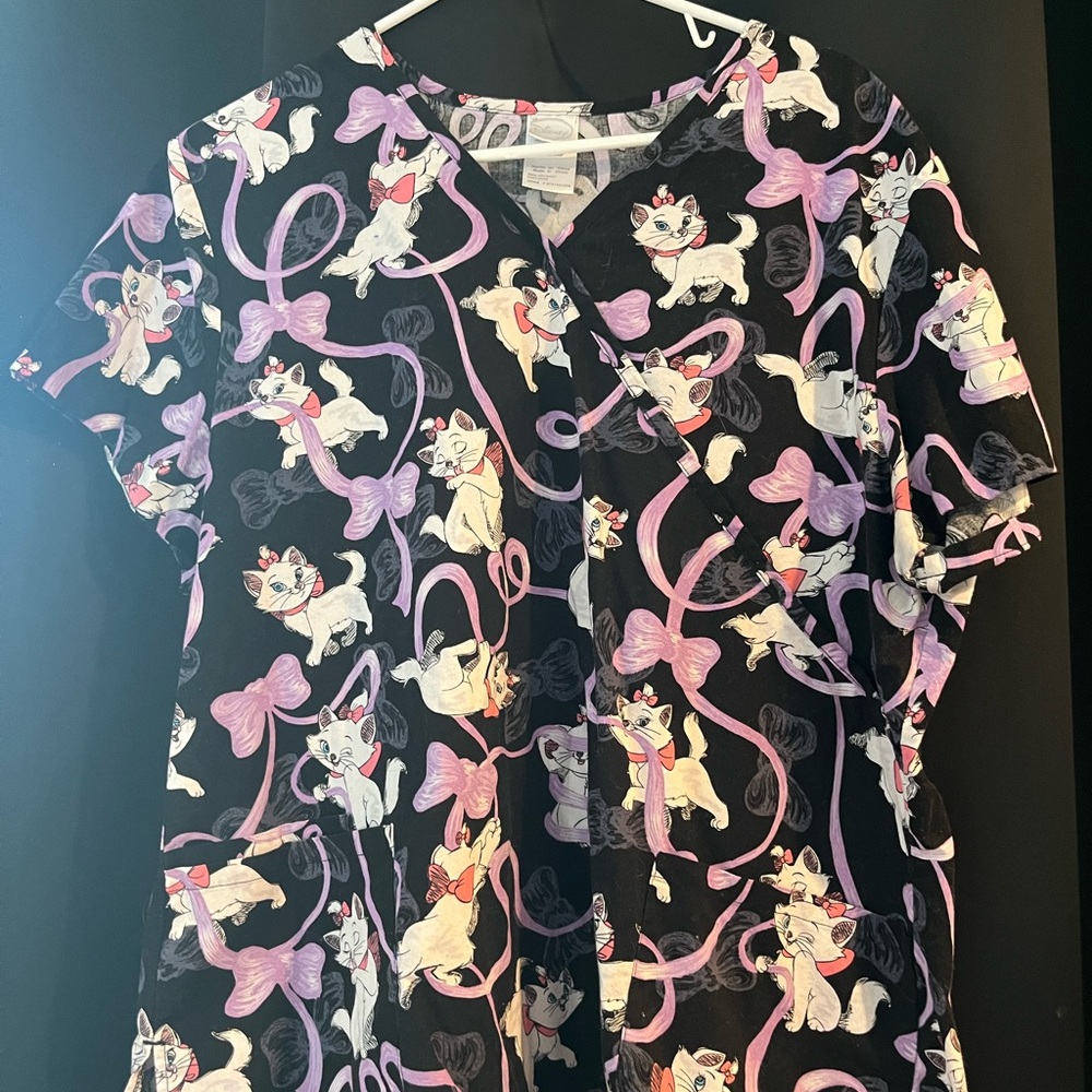 Women’s Scrub Top